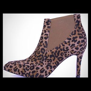 Allegra K leopard print stiletto booties